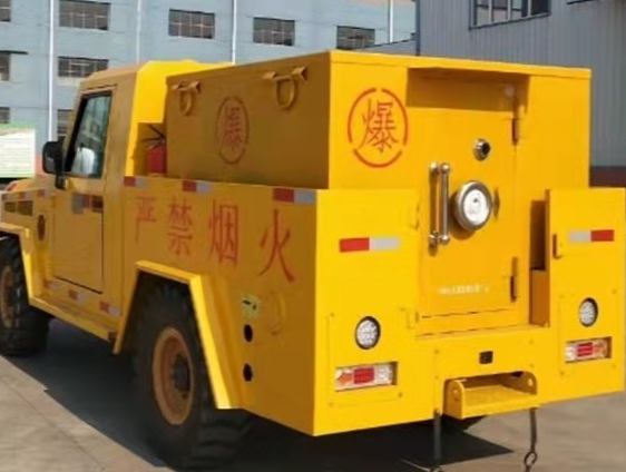 南部凯龙爆破器材运输车：保障爆破任务的安全运行